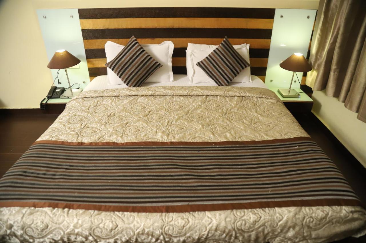 Hotel Residency Palace Jodhpur  Bagian luar foto